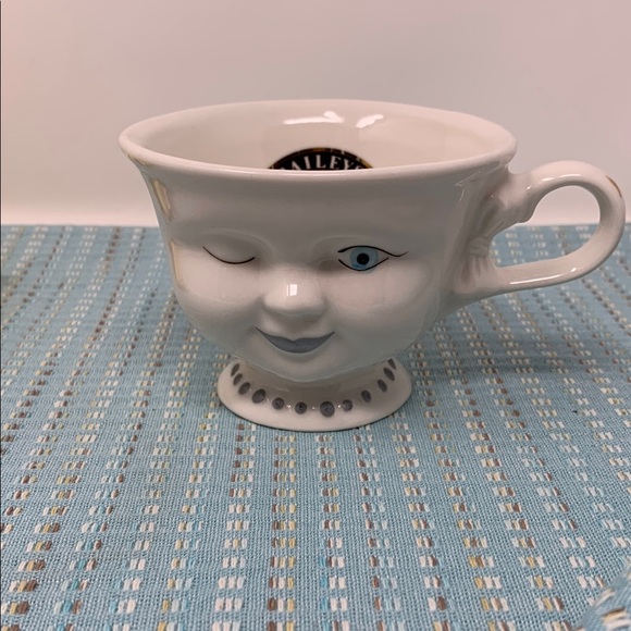 Baileys Other - Baileys Winking Face Ceramic Mug